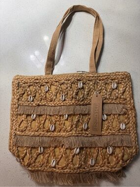 Woven Salt+Amber Seashell Tote Bag in Tan